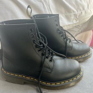 Brand new Dr. Martens 1460 leather lace up boots.